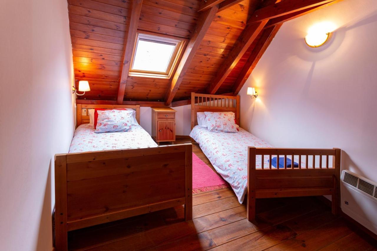 Tredós Apartamentos Rentaran מראה חיצוני תמונה